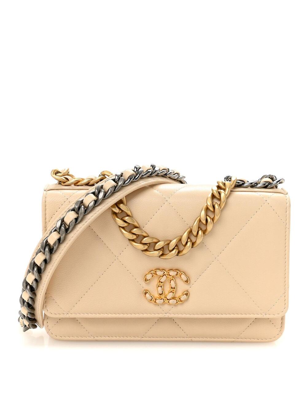 Lambskin Quilted Chanel 19 Wallet On #365939C35B